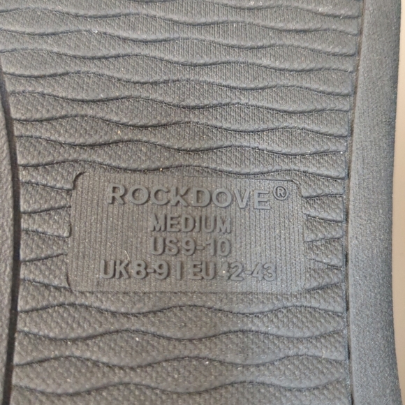 Rockdove slip on cream/red men's shoes , size medium 9/10 - Picture 11 of 11